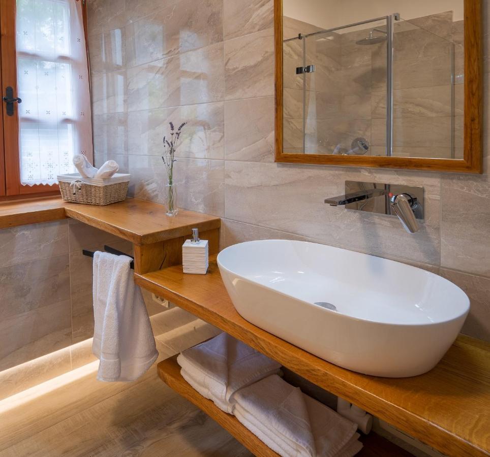Apartmaji In Sobe Odlicna Hisa Štanjel Esterno foto