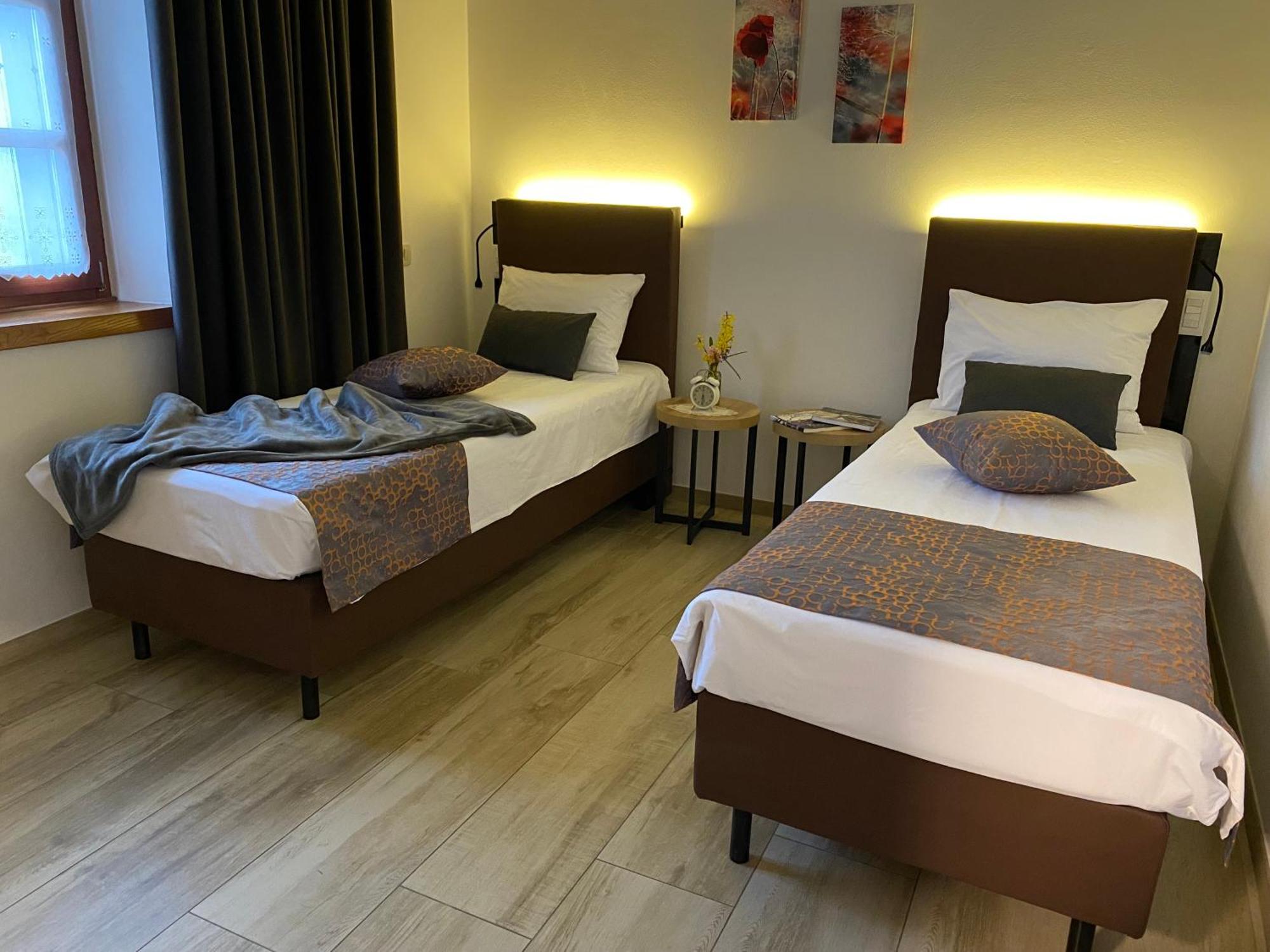 Apartmaji In Sobe Odlicna Hisa Štanjel Esterno foto